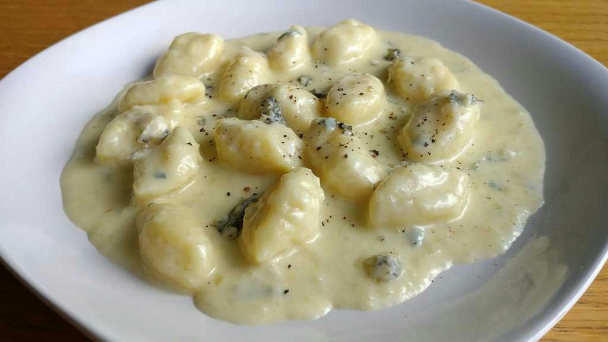 Gnocchi w/Gorgonzola Sauce