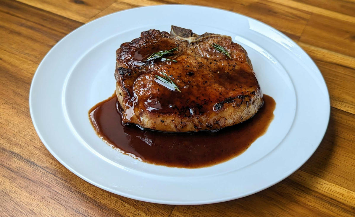 Pork w/Port Rosemary Sauce