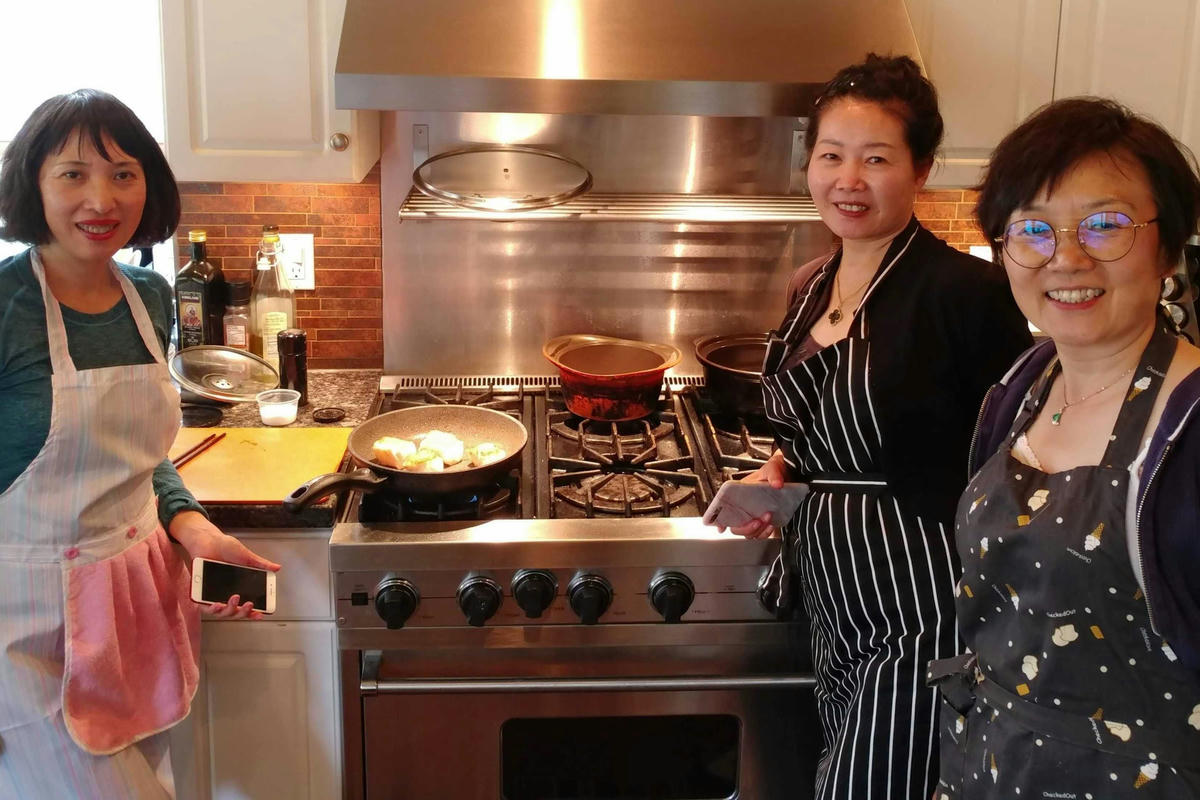 Student Cooking - Pan Frying Fish Class