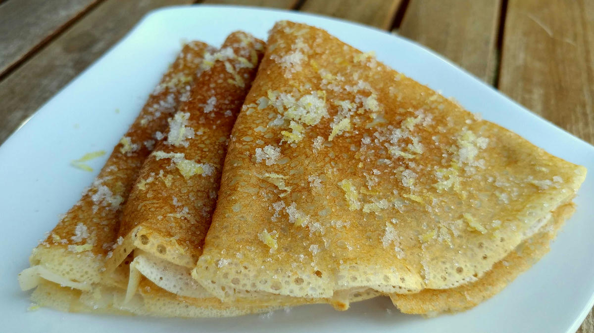 Lemon Sugar Crêpes
