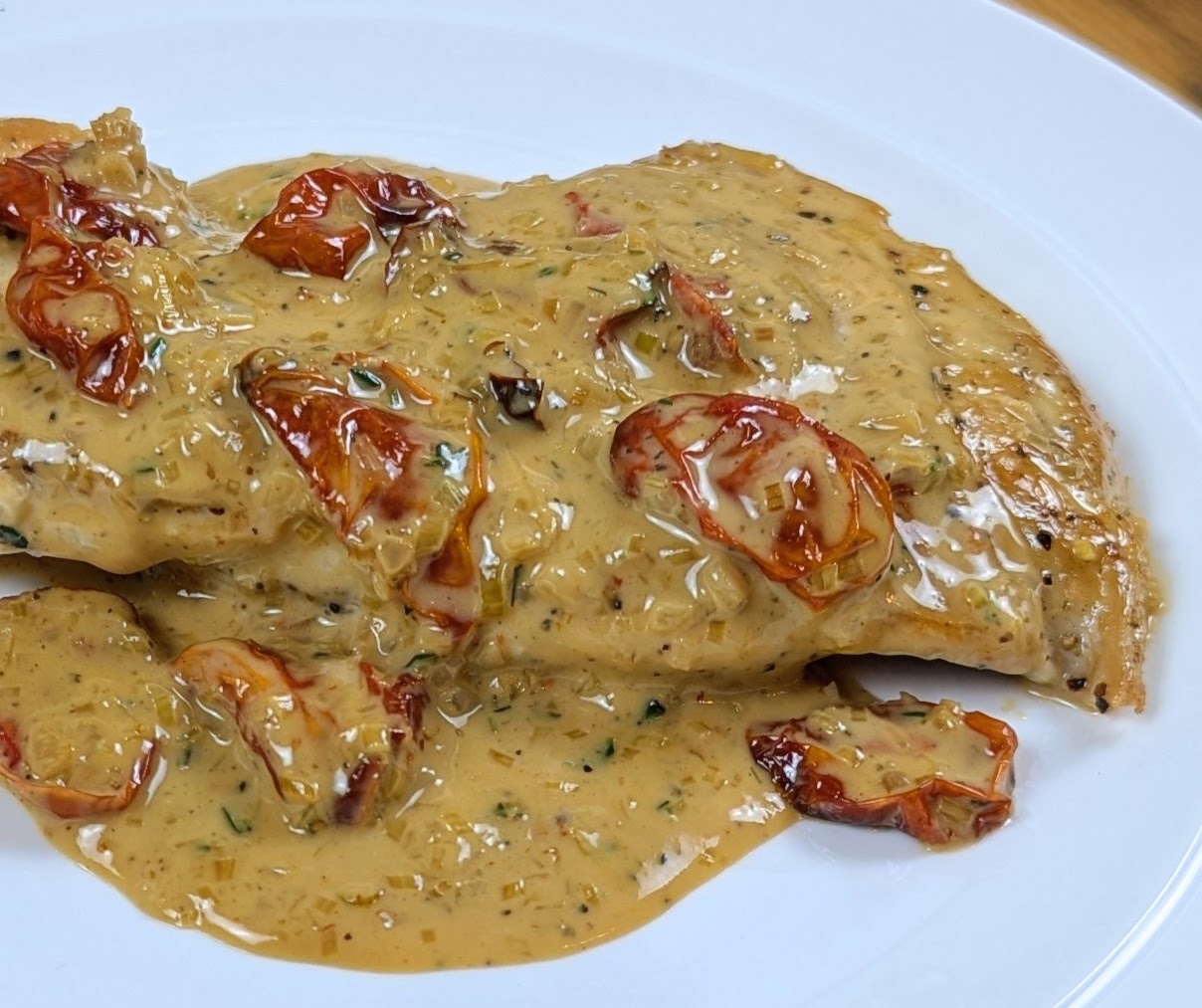 Chicken w/Roasted Tomato & Cream